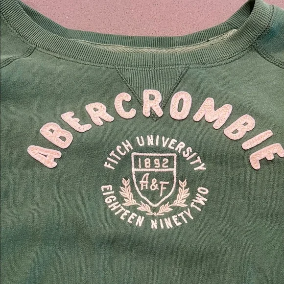 Abercrombie & Fitch Green Women's Sweater vintage - Picture 2 of 4
